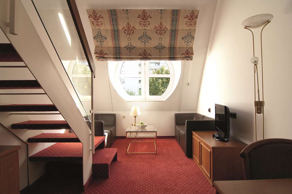 Derag Livinghotel Appartements Johann Wolfgang Frankfurt am Main Quarto foto